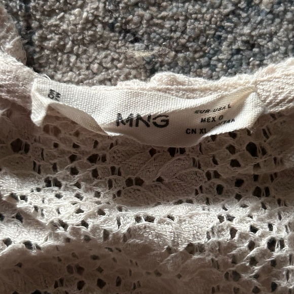 Mango Ruffle Split Front Top - Picture 5 of 6